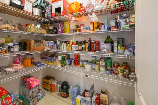 Building Photo - 4042 SW Jaqust St