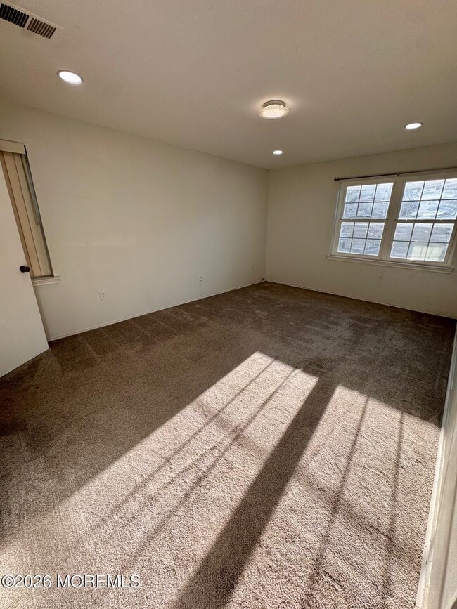 Building Photo - 1202 Green Hollow Dr