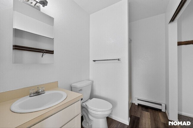 Building Photo - Charming 2BR Apartment in Windsor