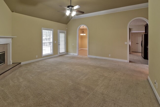 Building Photo - Home for Rent in Magnolia Estates