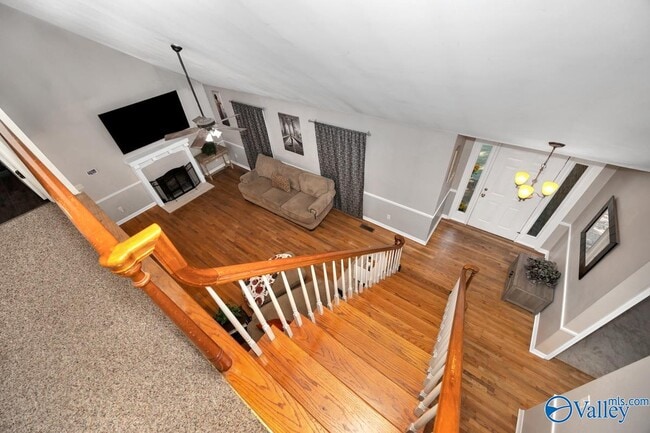 Building Photo - 404 Cloverleaf Dr