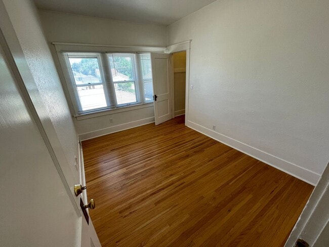 Building Photo - Available July 31st