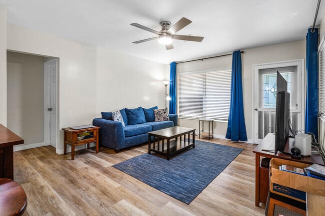 Building Photo - 4780 NE 8th Terrace