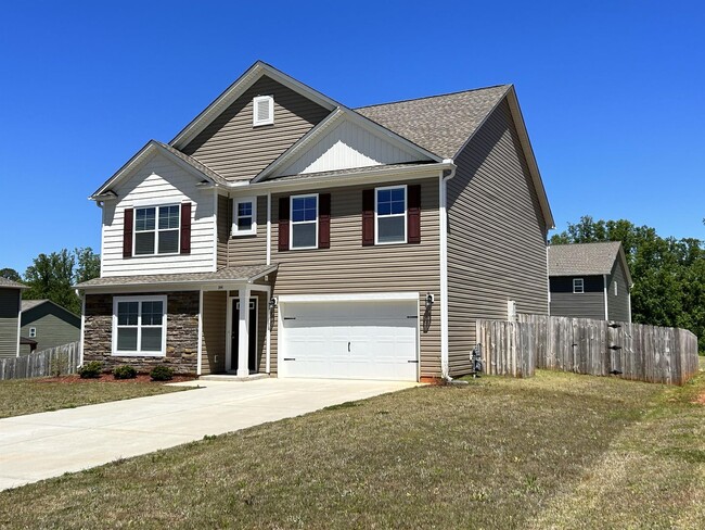 Building Photo - 144 Sunny Pt Lp