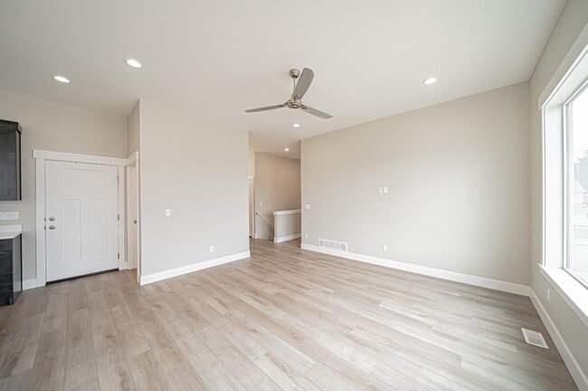 Building Photo - 3190 Roundup Ln