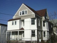 Building Photo - 126 James St