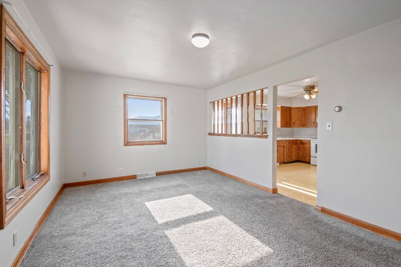Building Photo - 4111 Luxemburg Rd