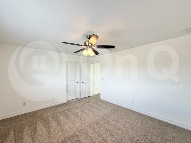 Building Photo - 11524 S 53rd Ave