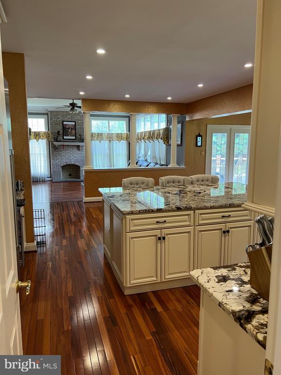 Building Photo - 3911 Arbor Crest Way