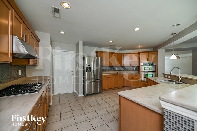 Building Photo - 103 Salt Meadow Ln