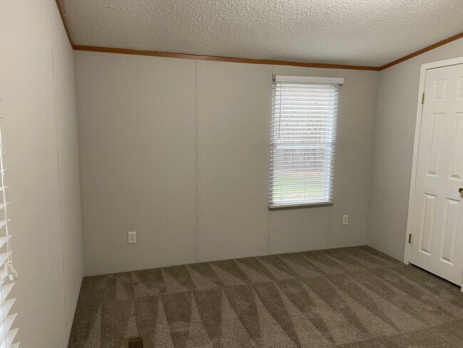 Building Photo - Updated Three Bedroom Two Bath Double Wide...