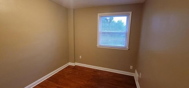 Building Photo - 5928 Hillen Rd