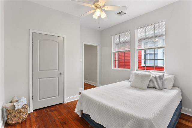 Building Photo - 4424 General Pershing St