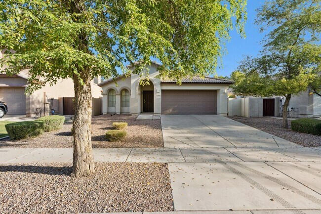 Building Photo - 3 Bed, 2 Bath Home in Power Ranch Subdivis...