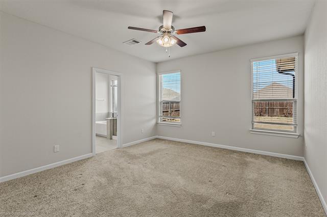 Building Photo - 638 Pinehurst Rd