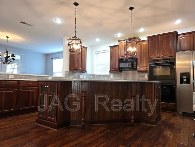 Building Photo - 3084 Sycamore Point Tr