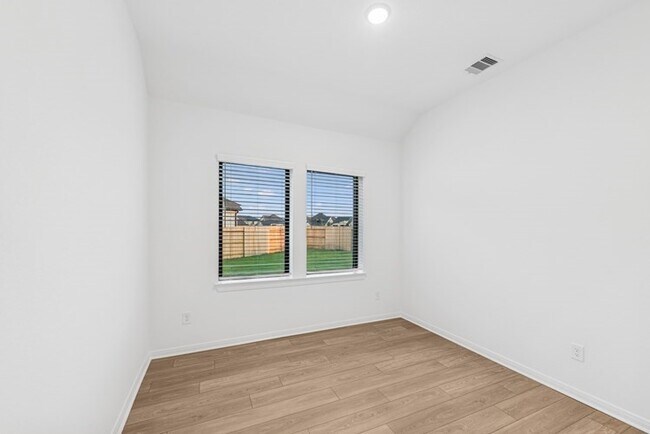 Building Photo - 326 Prairie Warbler St