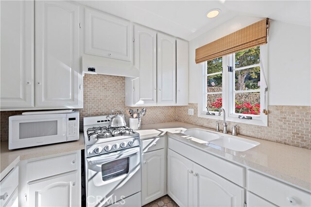 Building Photo - 2173 Crestview Dr