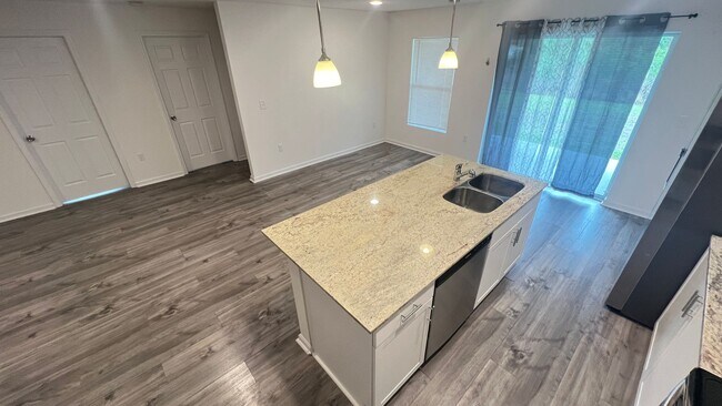 Building Photo - INCREDIBLE, BRAND NEW 4 Bedroom, 2 Bathroom Home in Palm Bay!!