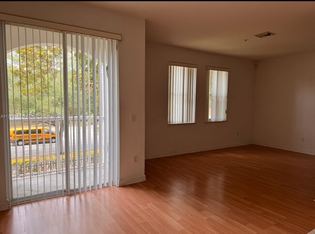 Building Photo - 4405 SW 160th Ave