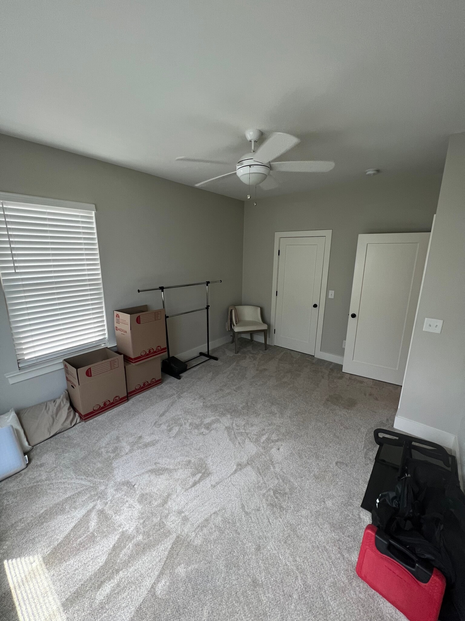 Building Photo - 213 Thompson Park Dr