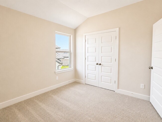 Building Photo - 31546 Meadow Place Ln