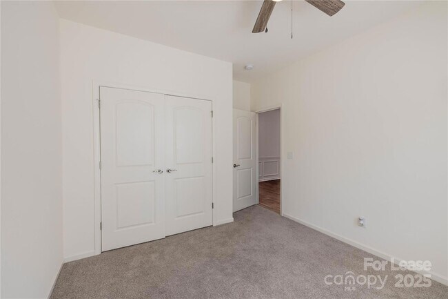 Building Photo - 224 Old Harbor Dr