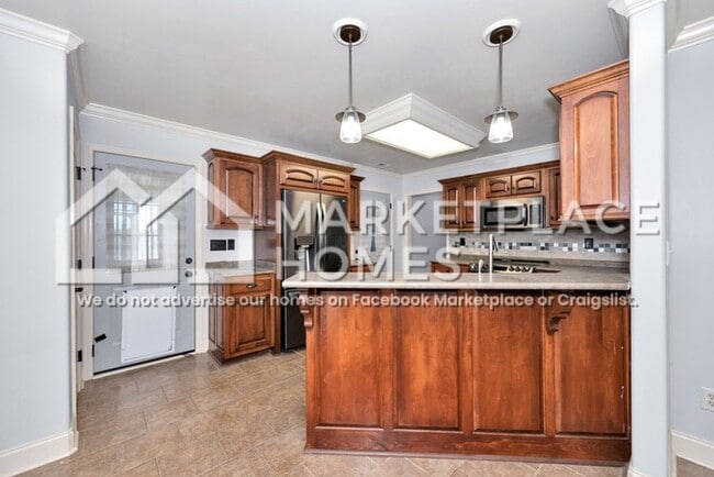 Building Photo - 1015 Ashenbury Park