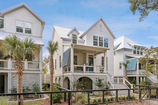 Building Photo - 9013 Stern Aly