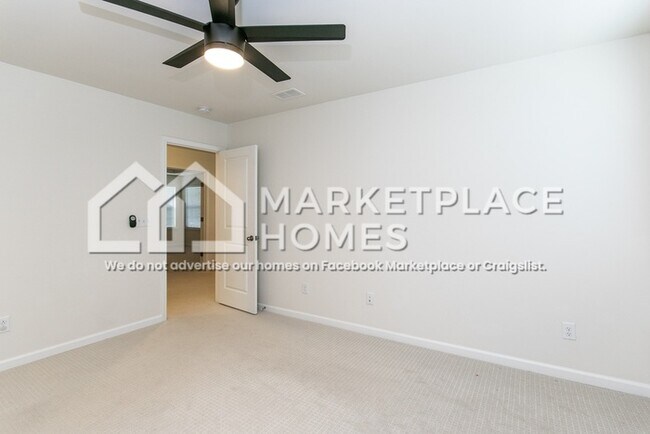 Building Photo - 433 Stonefield Cir