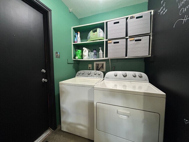 Building Photo - 21414 Golden Dove Dr