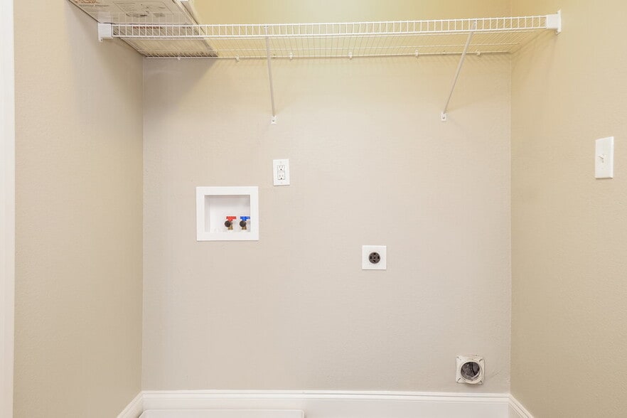 Building Photo - 1233 Catawba Way