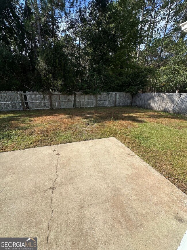 Building Photo - 119 Lake Wisteria Ct