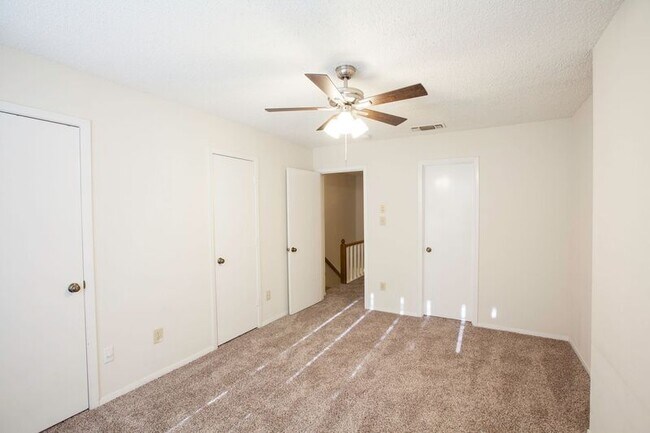 Building Photo - 5000 Cedar Springs Rd