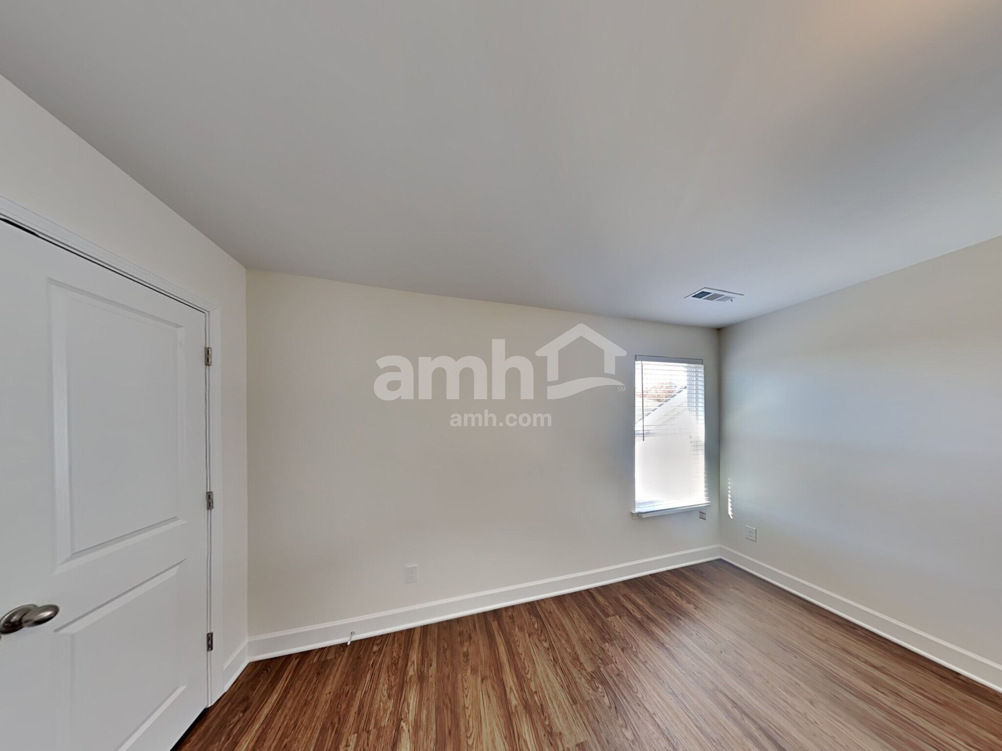 Building Photo - 5240 Maxwell Rd