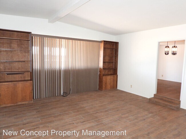 Building Photo - 4 br, 2 bath House - 2240 S Camino Seco