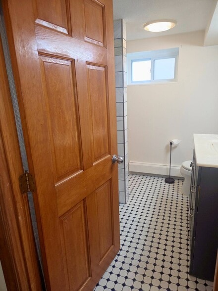 Building Photo - 299 Crescent Ave