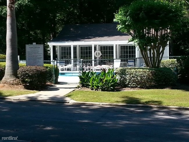Building Photo - 3 br, 2 bath Condo - Rolling Hills condo F41