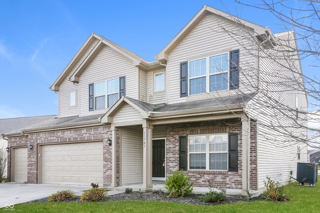 Building Photo - 11705 Rossmore Dr