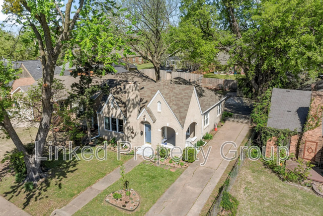 Building Photo - 1235 S Atlanta Pl