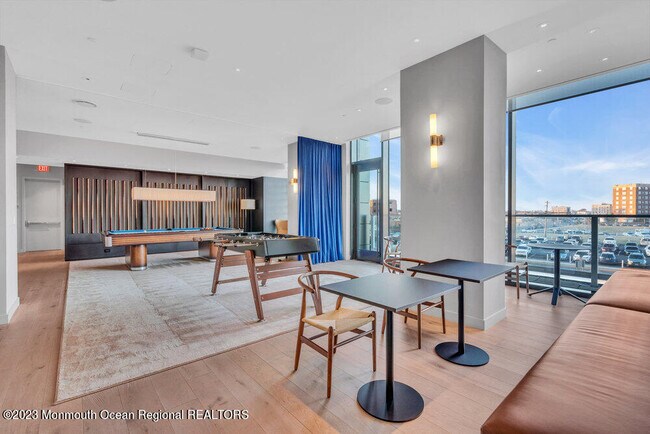 Building Photo - 1101 Ocean Ave N