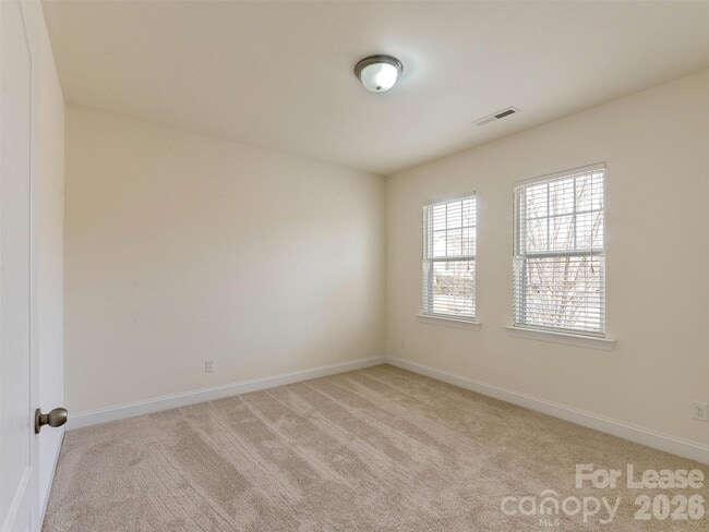 Building Photo - 12926 Union Square Dr