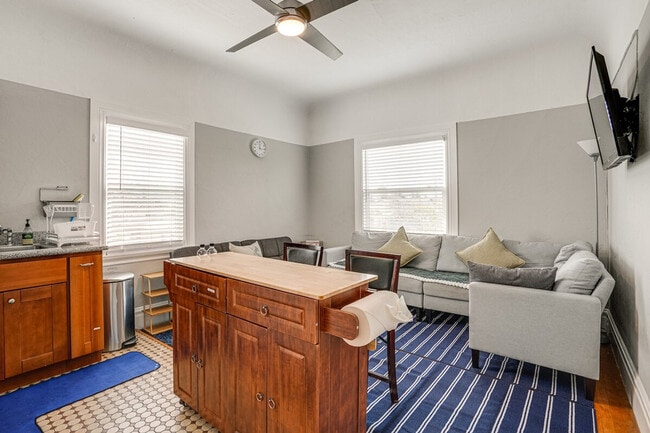 Building Photo - 2629 Eagle Ave