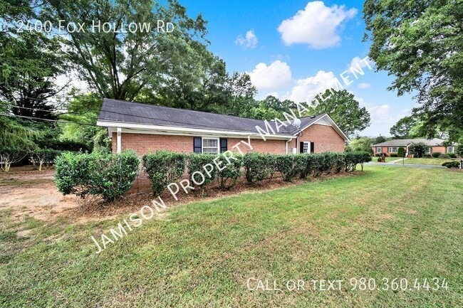 Building Photo - 2400 Fox Hollow Rd