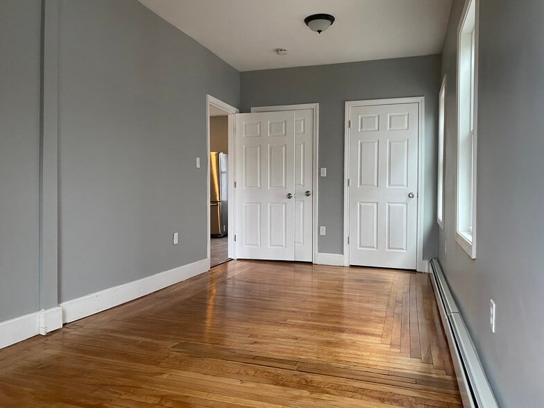 Bedroom 1 - 194 Messer St