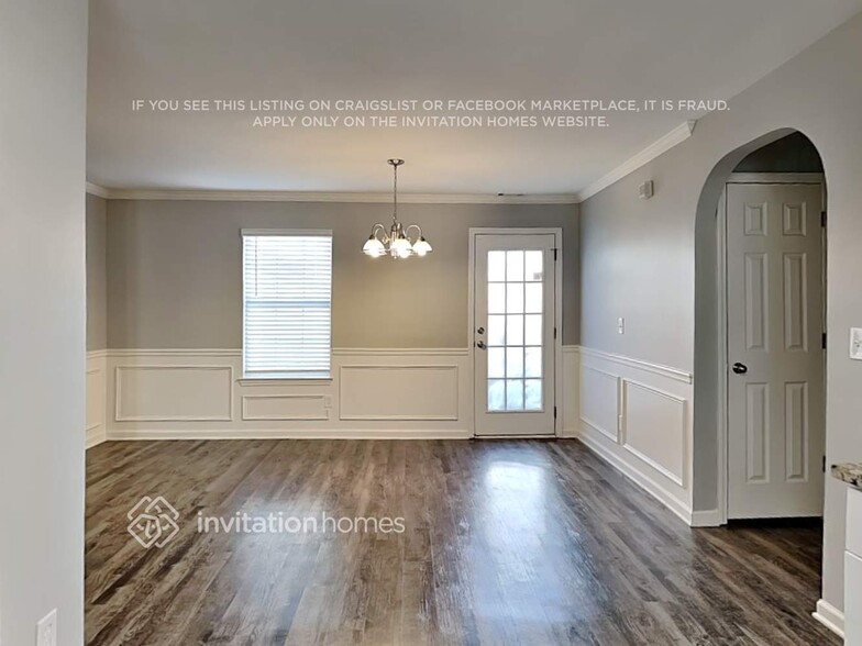 Building Photo - 2412 Cornell Cir