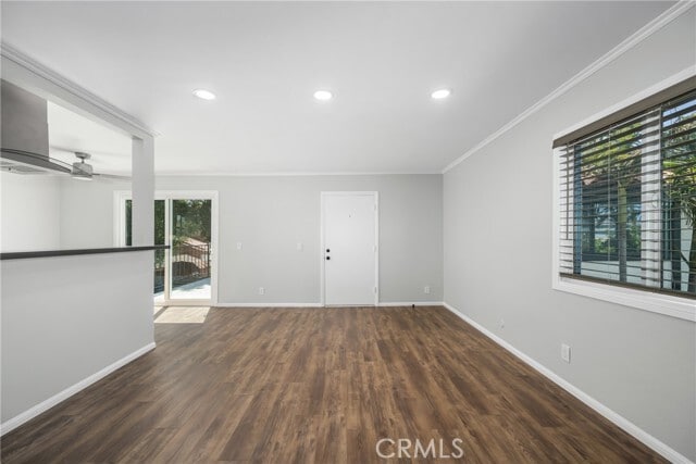 Building Photo - 201 E 16th St