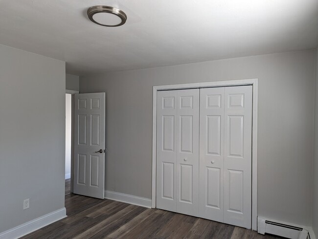 Building Photo - 8040 S Westnedge Ave