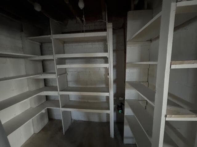 Building Photo - 4228 Harding Rd