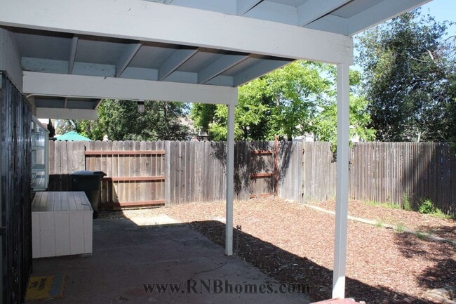 Building Photo - 4757 River College Dr
